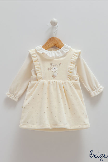 Krem Renk Bebek Elbisesi - Şıklığın ve Neşenin Buluştuğu An